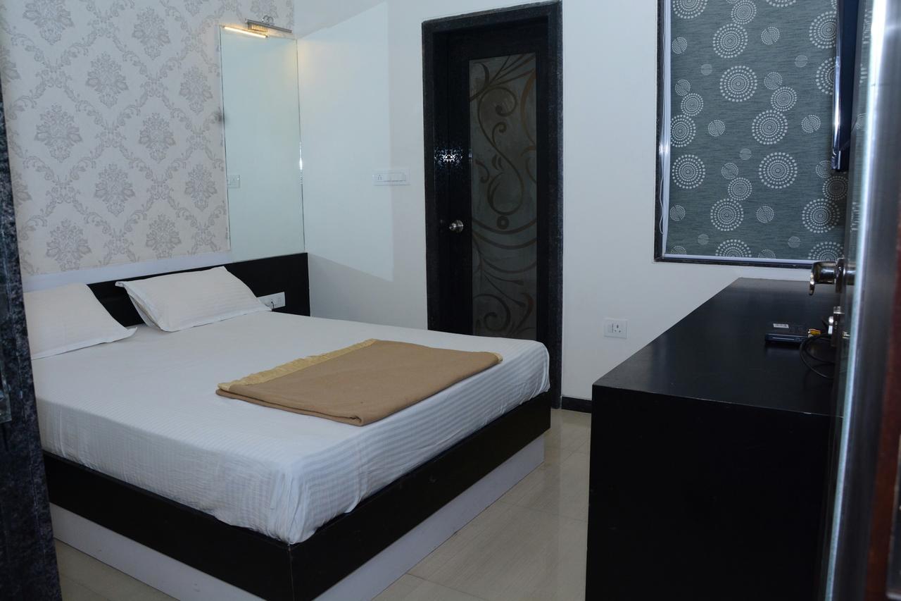 Hotel Shrinath Abu Road Exterior photo
