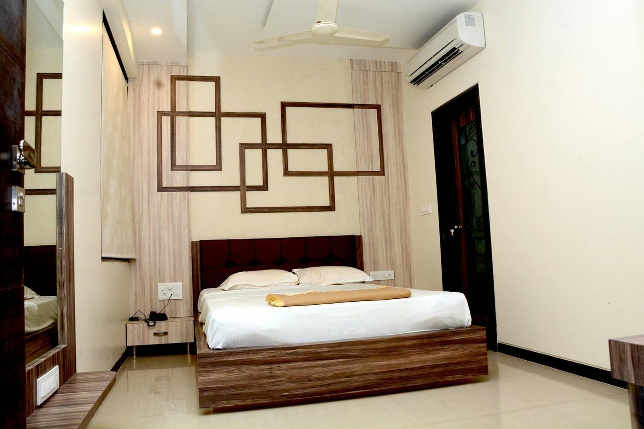 Hotel Shrinath Abu Road Exterior photo